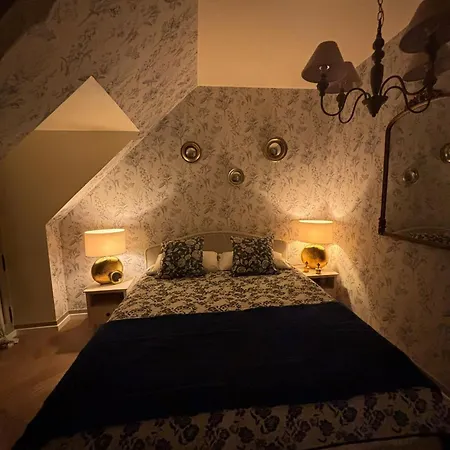 Agnes Little Corner Apartmán Honfleur