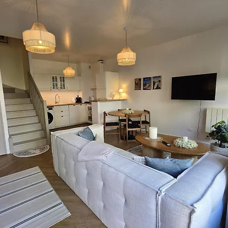 דירה Agnes Little Corner הונפלר